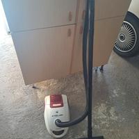 aspirapolvere shinelco con sacco svuotabile