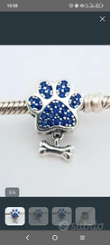 Nuovo charm zampa con osso S925