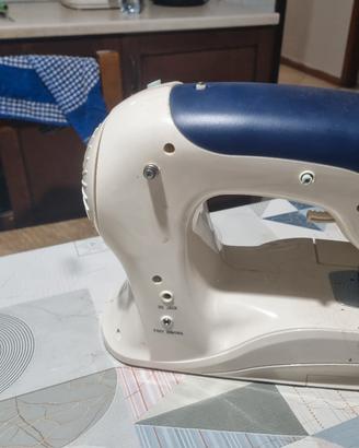 macchina da cucire a batterie 
