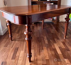 tavolo antico restaurato