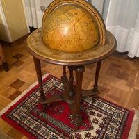 Mappamondo legno antico