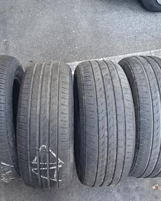 4 gomme 215/60/16 