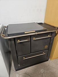 Cucina a legna Sideros – funzionante, ottime condi