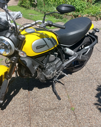 Ducati Scrambler Icon 800 cc
