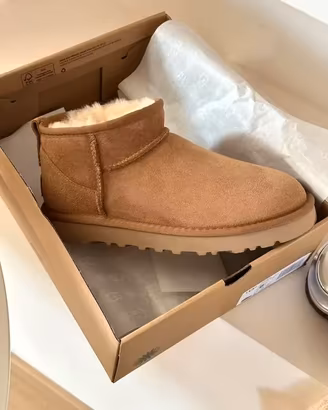 UGG Classic Ultra Mini 39