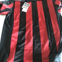 Maglia ufficiale Milan