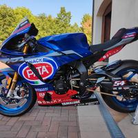 Yamaha R1 - Toprak Replica GYTR