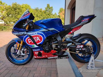 Yamaha R1 - Toprak GYTR edizione limitata