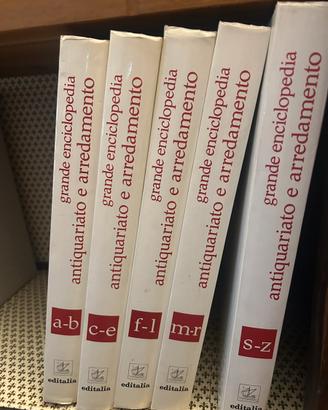 Grande enciclopedia antiquariato e arredamento 196