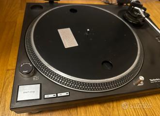 Giradischi Technics SL 1200 MK2  			