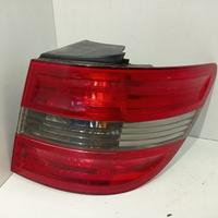 STOP FANALE POSTERIORE DESTRO MERCEDES Classe B W2