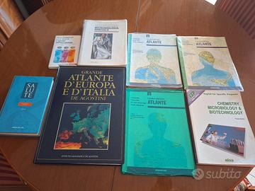 4 Atlanti+ dizionario salute+ 3 libri biologia