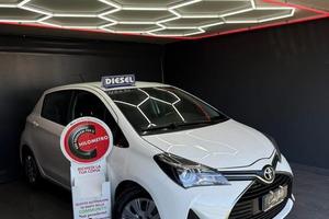 Toyota Yaris 1.4 D-4D Lounge 11/2014