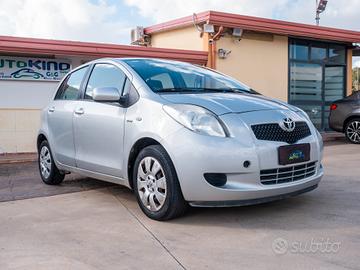 Toyota Yaris 1.4 D-4D 5 porte Sol