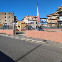 Area di parcheggio - piazzale espositivo