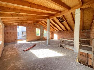 PORZIONE DI BIFAMILIARE A SELLERO