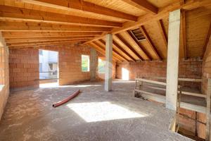 PORZIONE DI BIFAMILIARE A SELLERO