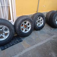 bfgoodrich lt 235 / 85 r 16 120 116 Q M + S km2
