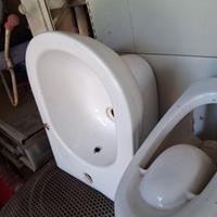 Sanitari sospesi per bagno