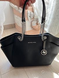 Borsa nera di MICHAEL KORS