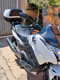 Honda integra 750 DCT