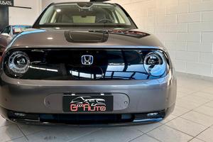 Honda e - Advance 17