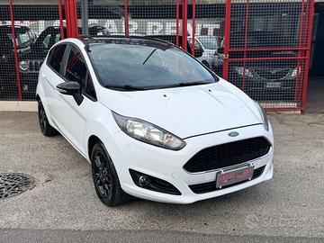 Ford Fiesta 1.0 80CV 5 porte Black & White Edition