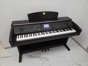 Pianoforte Clavinova CVP303