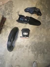 Plastiche e faro husqvarna sm/cr/wr 125