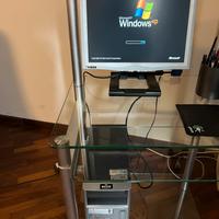 Computer HP fisso e monitor acer 17