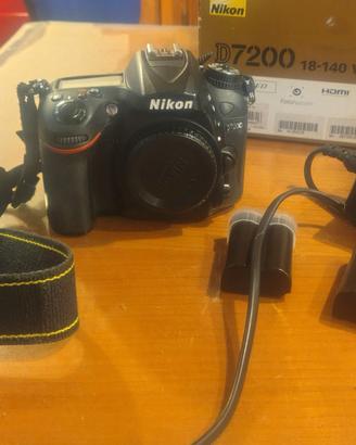 Nikon D7200 5000 scatti +sigma 18/300+ 35 mm f1.8