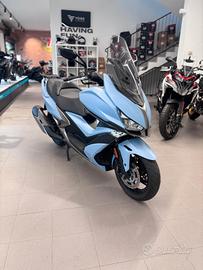 Kymco Xciting 400i vs