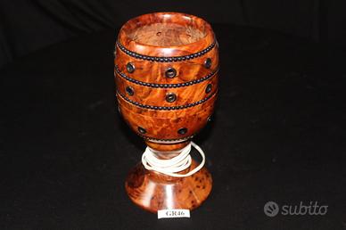Lampadario in legno