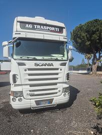 Scania R560