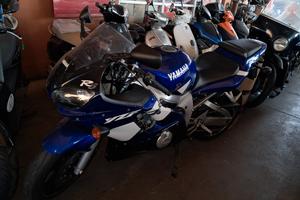 YAMAHA R6 CARBURATORE