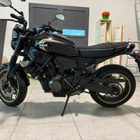 Yamaha xsr700 2023