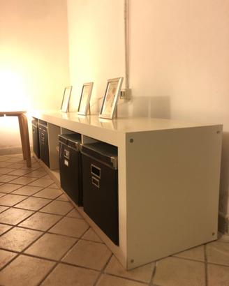 Mobile-credenza Ikea basso e lungo