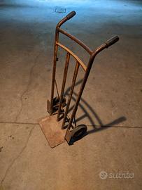 carretto porta sacchi a due ruote