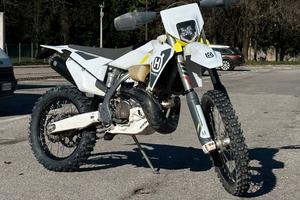 HUSQVARNA TE 250I 2022 con 118 ORE