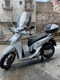 Honda SH 300