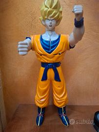 GOKU SUPER SAIYAN - DRAGON BALL Z