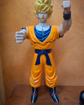 GOKU SUPER SAIYAN - DRAGON BALL Z