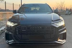 AUDI Audi Q8 Sport 50 TDI quattro