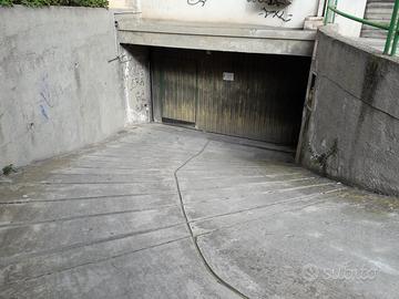 Cagliari - Corso Vitt. Emanuele posto auto coperto