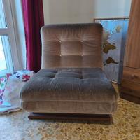 poltrone vintage in velluto beige tortora