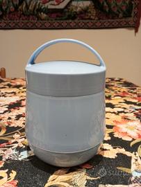 Contenitore per mantenere calde le vivande