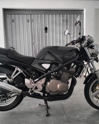 Suzuki Bandit 400