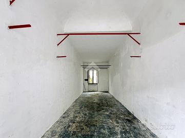 NEGOZIO A LIVORNO