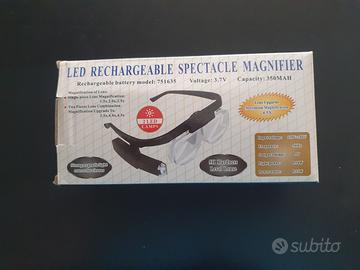 Occhiali ingranditori con luce a LED ricaricabile 