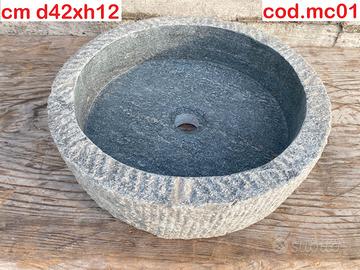 Lavabo lavandino ricavato dal disco macino antico